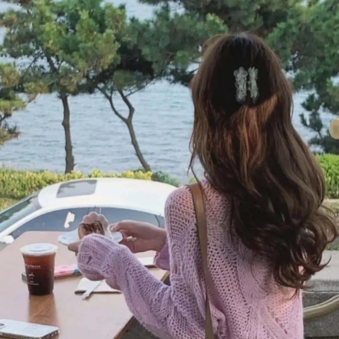 草间∞弥生
